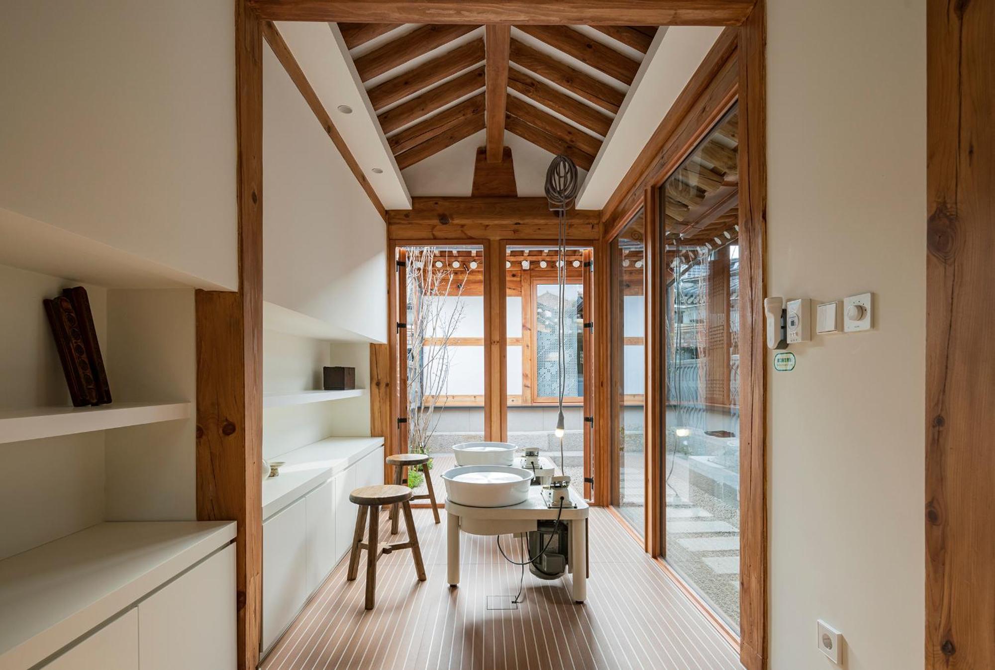 Nostalgia Hanok 5*